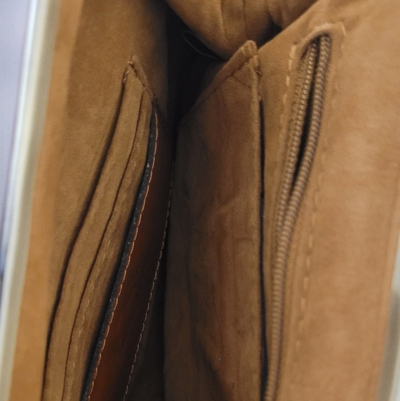 Purse or wallet - Picture 2 of 4